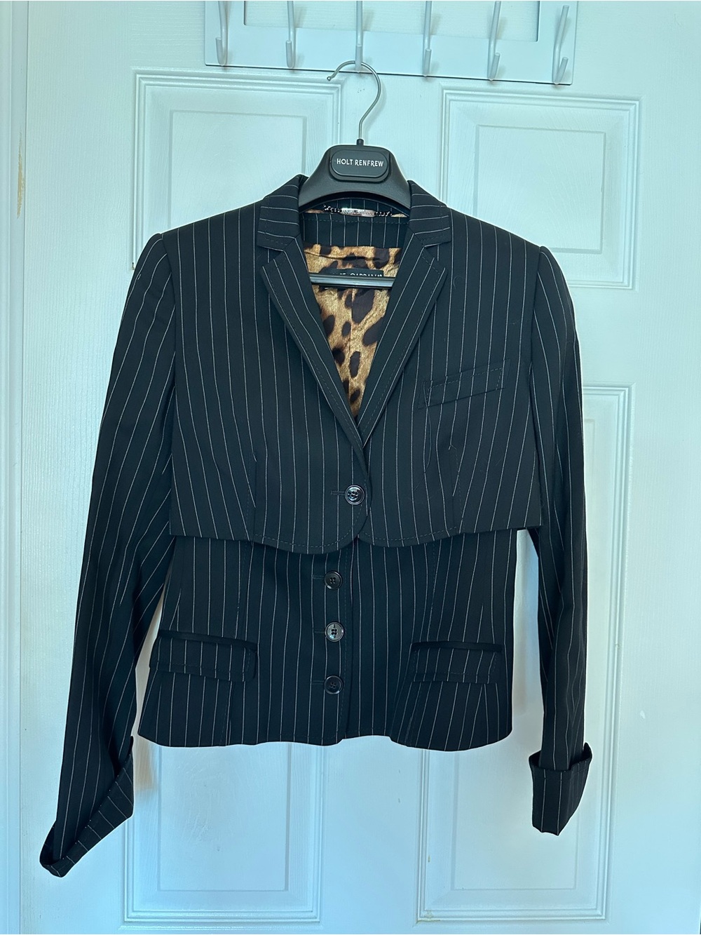 Dolce&Gabbana Pinstripe Cropped Blazer with Leopard Lining - Black
